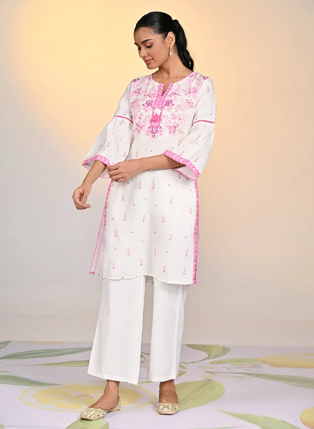 Gulshan Ivory with Fuschia Printed Cotton Linen Kurta
for Women