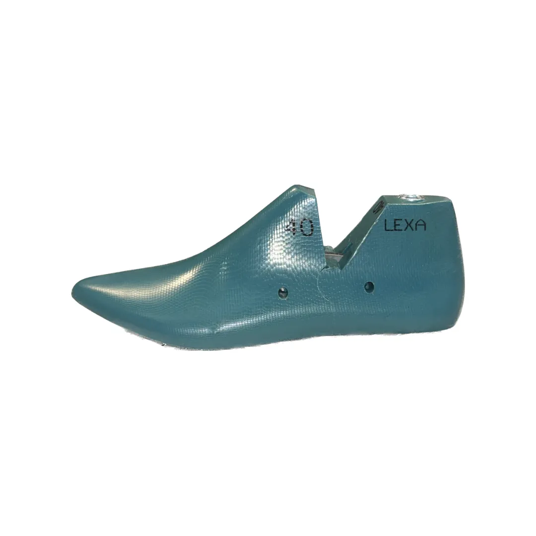 Lexa Womens Soft Pointed-Toe Flat - Stylish and Comfortable Everyday Footwear