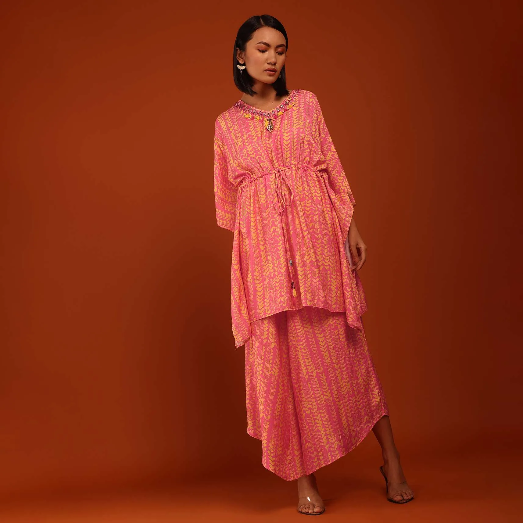 Peach Digital Print Kaftan Set In A V Neckline With A Tie-Up Tassel Dori At The Front,
