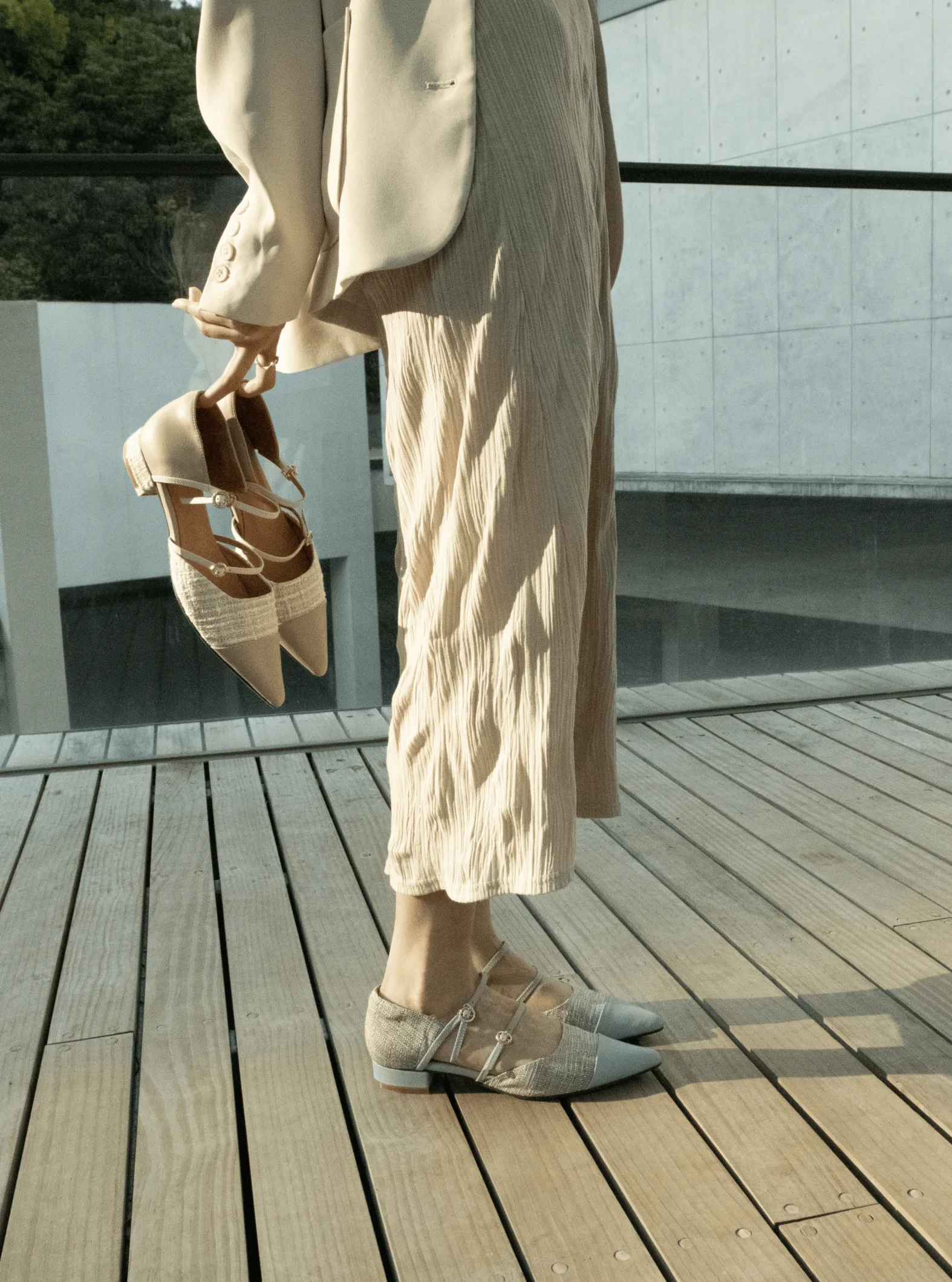 Pointed Tweed Buckle Low Heels